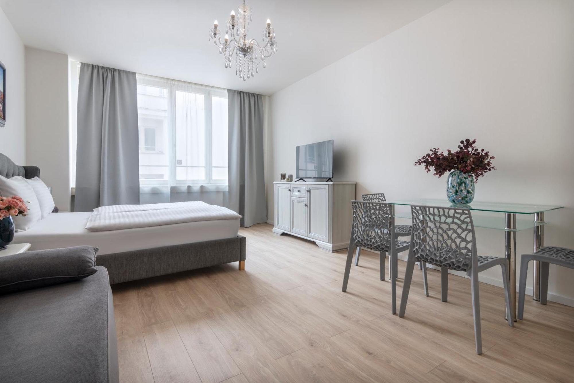 Prague Serenity Suites And Apartments Eksteriør bilde