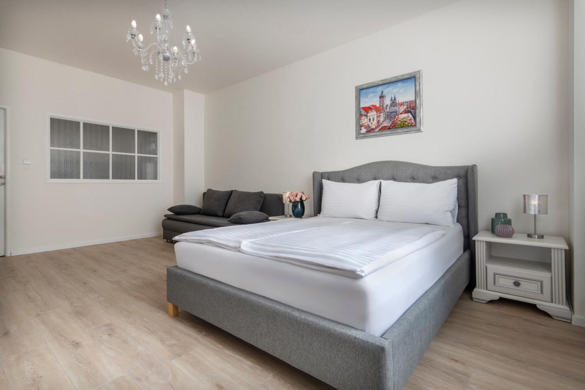 Prague Serenity Suites And Apartments Eksteriør bilde