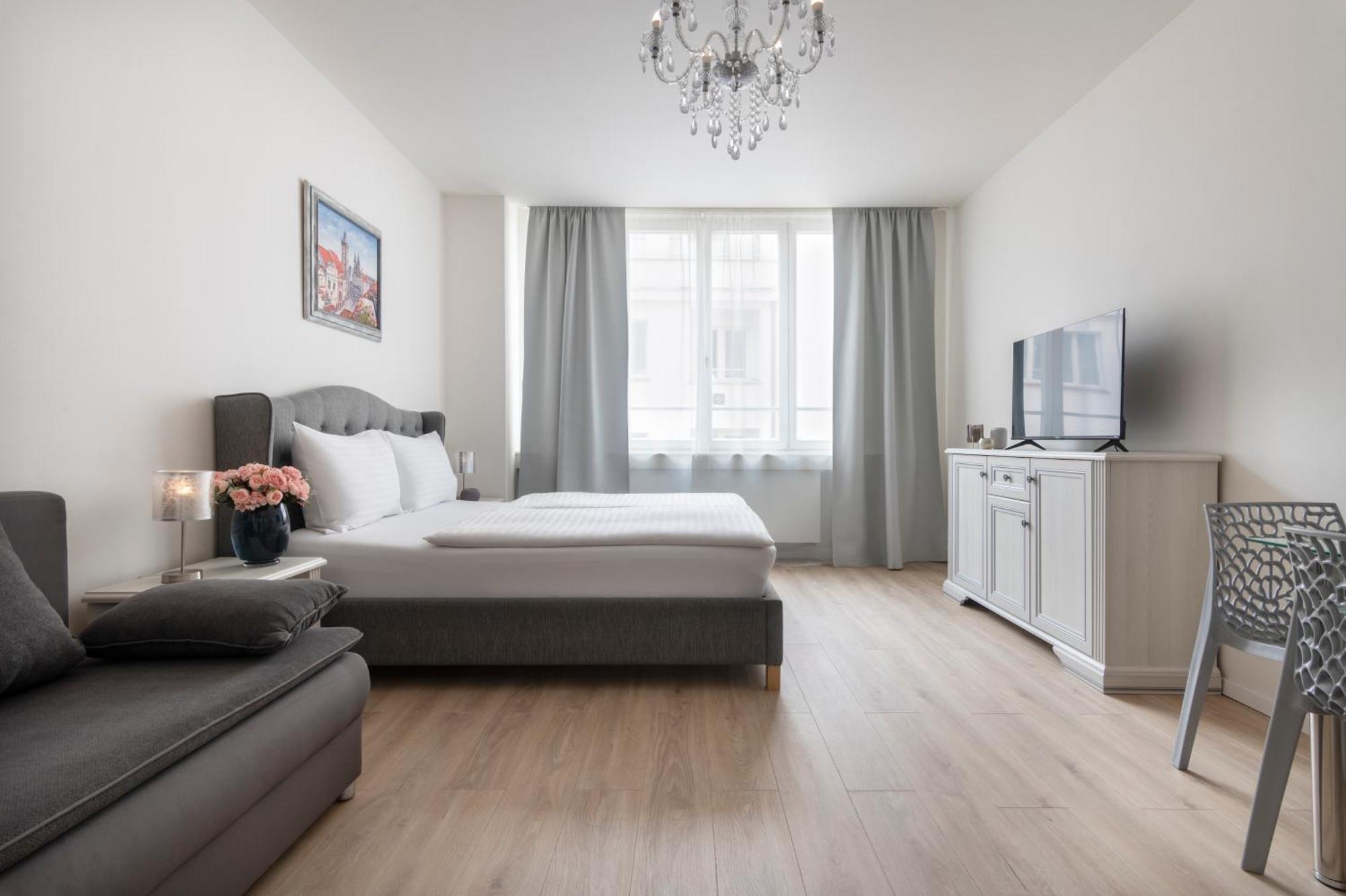 Prague Serenity Suites And Apartments Eksteriør bilde